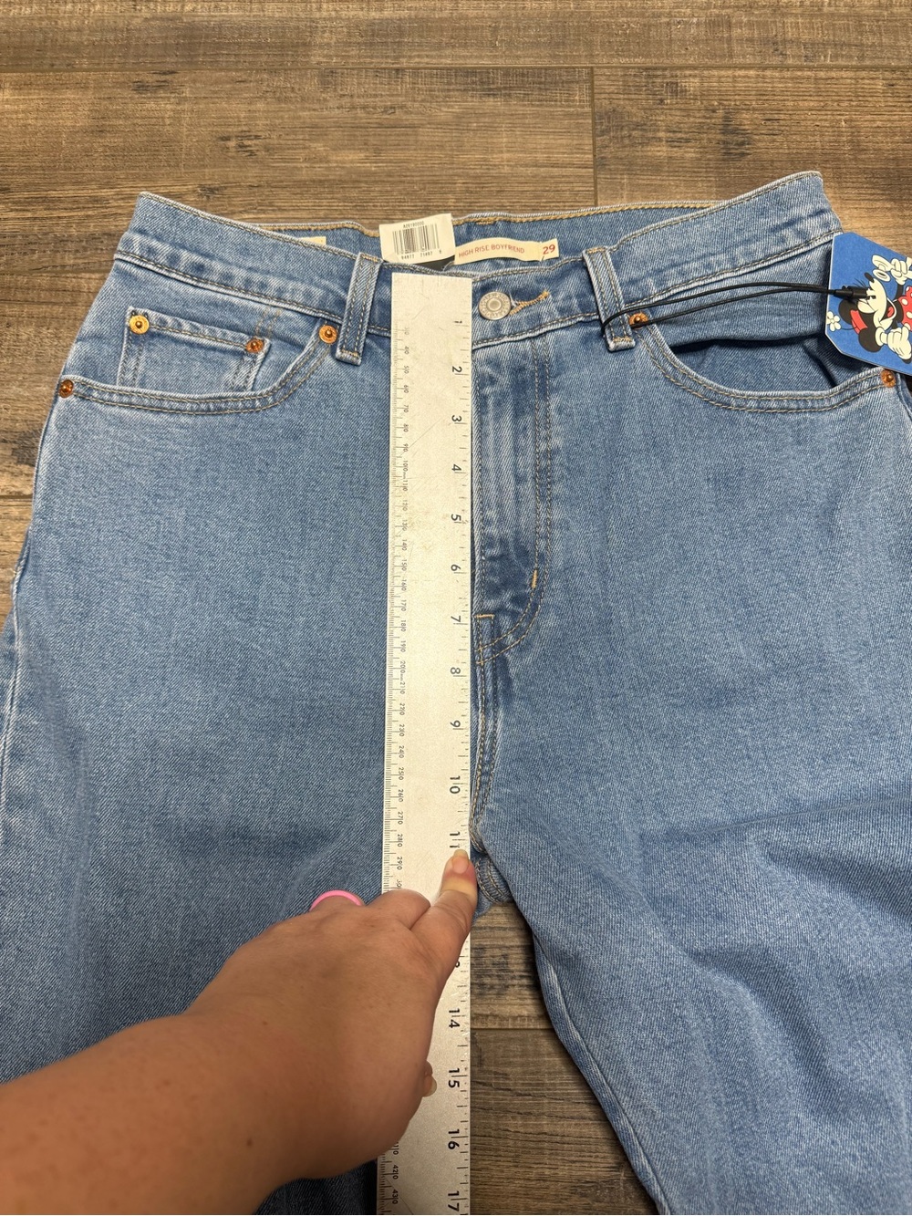 Levi's X Disney Light Blue Denim Jeans Mickey Graphic Women's Size 29 X 30 NWT - Picture 12 of 15